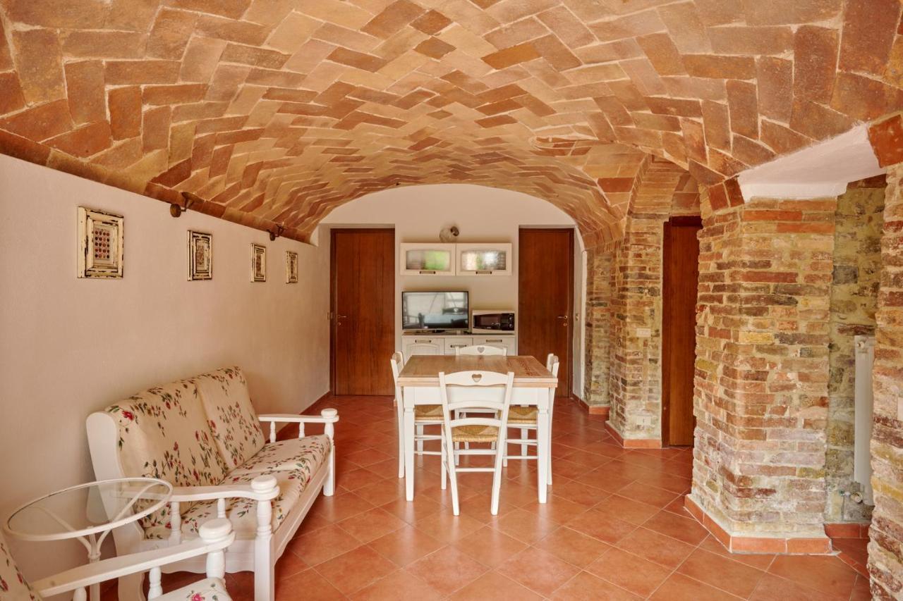 Agriturismo Il Canneto Casole dʼElsa Exterior foto